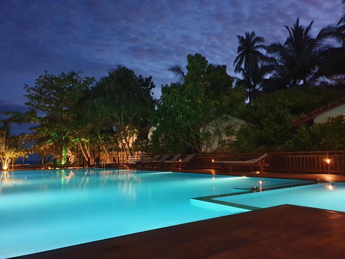 Marakolliya Beach Resort Tangalle Kültér fotó