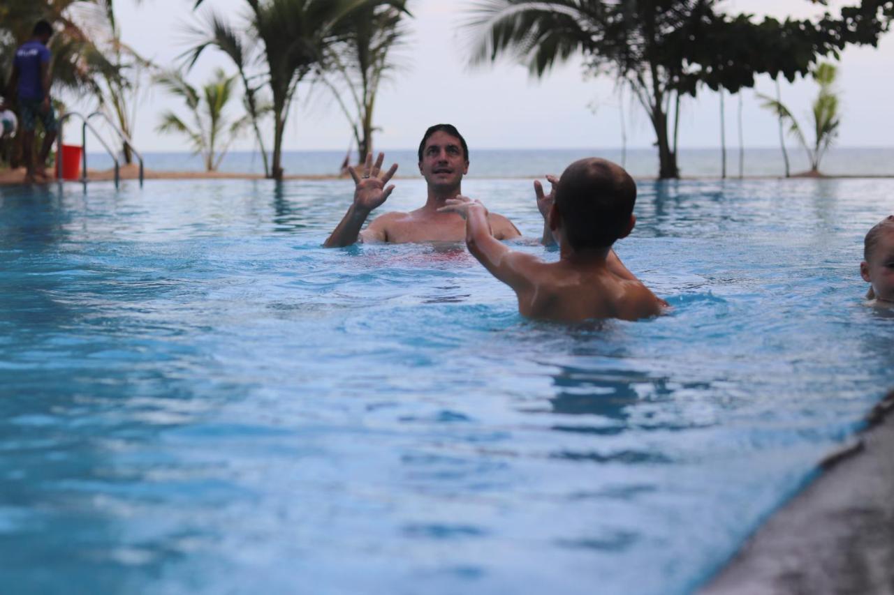 Marakolliya Beach Resort Tangalle Kültér fotó