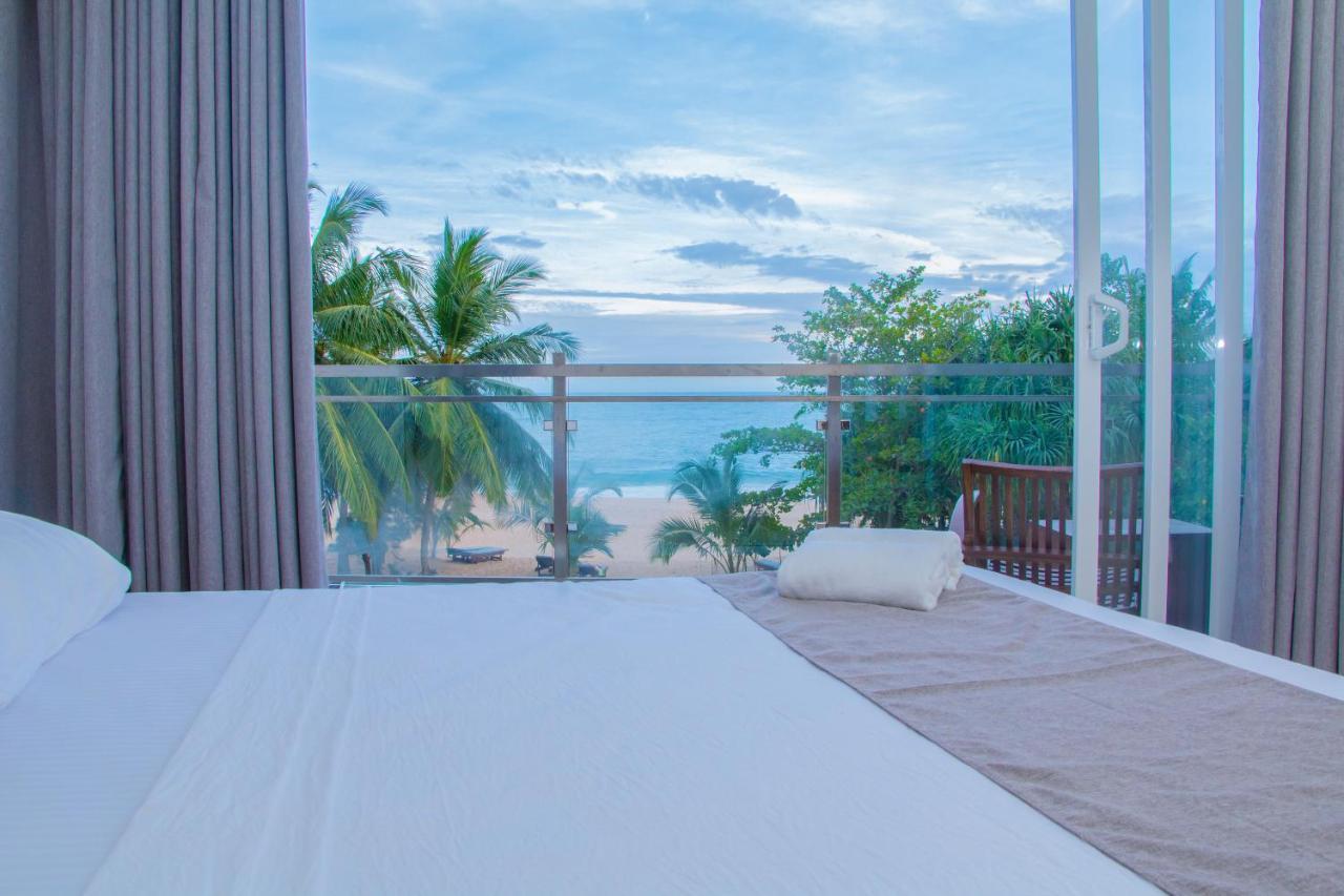 Marakolliya Beach Resort Tangalle Kültér fotó