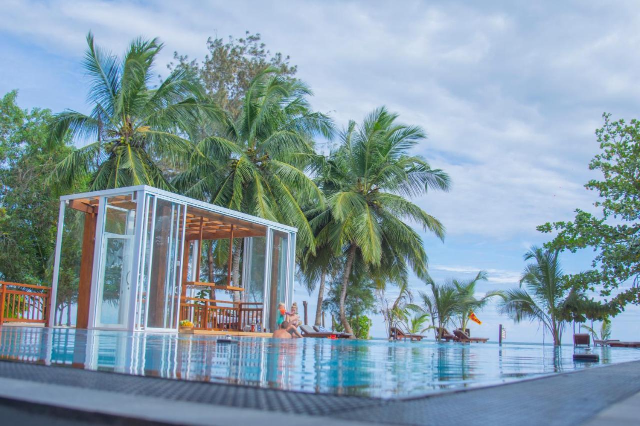 Marakolliya Beach Resort Tangalle Kültér fotó