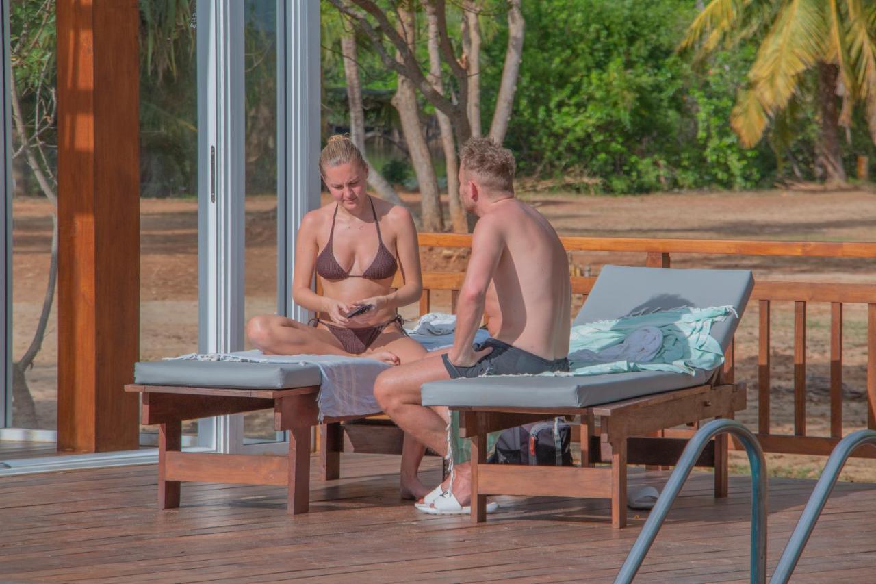 Marakolliya Beach Resort Tangalle Kültér fotó