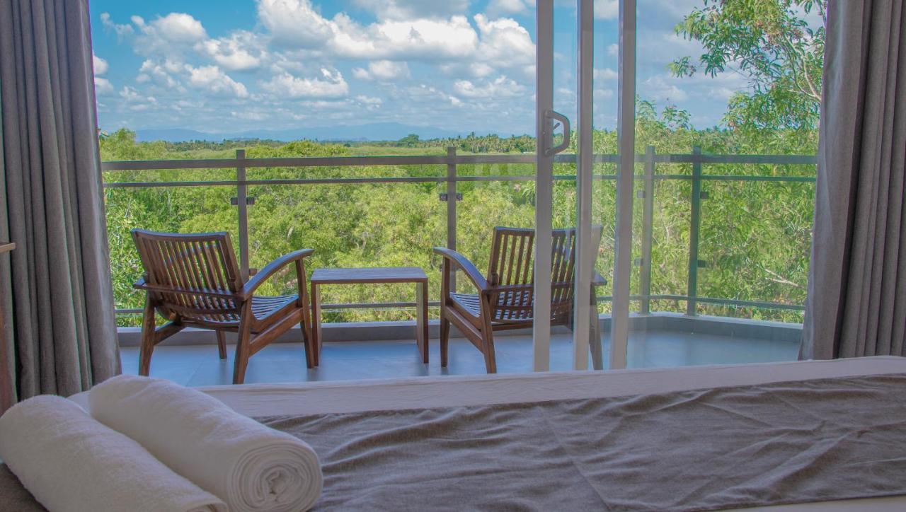 Marakolliya Beach Resort Tangalle Kültér fotó