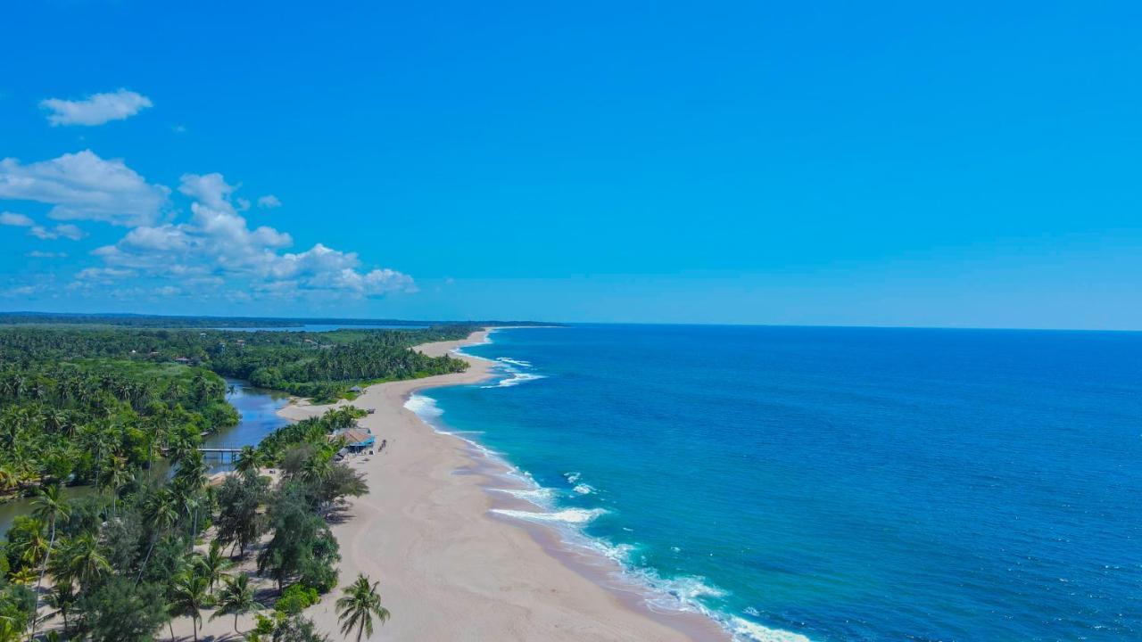 Marakolliya Beach Resort Tangalle Kültér fotó